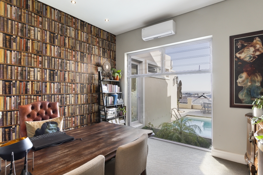 5 Bedroom Property for Sale in Meerhof Estat Western Cape